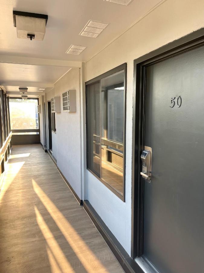 Downtown Inn Рочестер Экстерьер фото